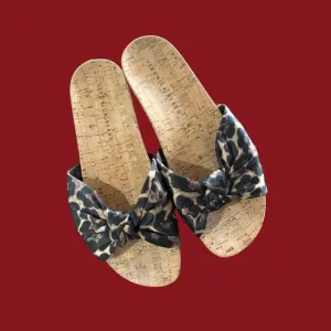 Veronica Beard Tilly Leopard-Print Satin Slide Sandals Size 9 RUNS SMALL!!!