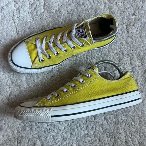 Vibrant Yellow Greenish Hue Classic Low-Top Sneakers
