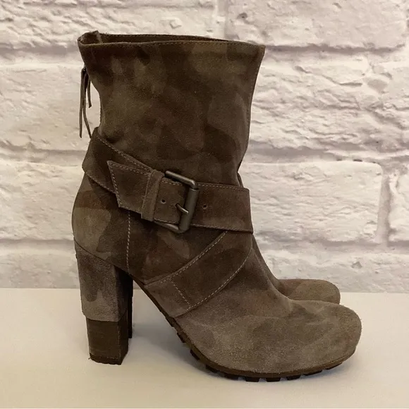 Vic Matie 7 (37) Camo Suede Leather Ankle Boots Women’s Italy Made Booties