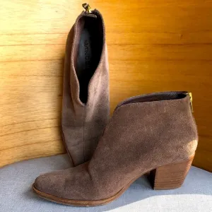 Vince Brown Suede Leather Booties