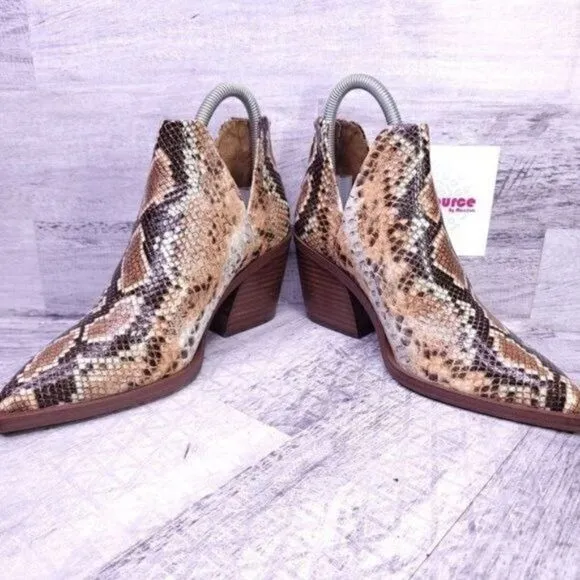 Vince Camuto Bibeste Snake Print V Cut Leather Ankle Boot Brown Women's sz 6.5