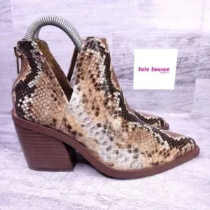 Vince Camuto Bibeste Snake Print V Cut Leather Ankle Boot Brown Women's sz 6.5