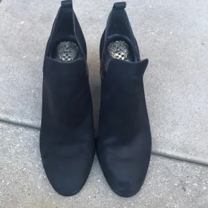 Vince Camuto Black leather shoes Sz 9.5