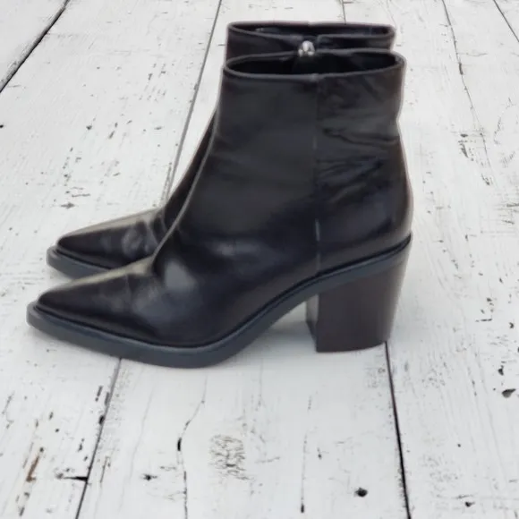 Vince Camuto Rinvalla Leather Stacked Heel Booties Women Black Sz 7.5 WORN ONCE