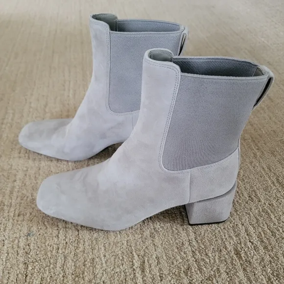 Vince Kimmy Gray Suede Ankle Boots, Size 7.5