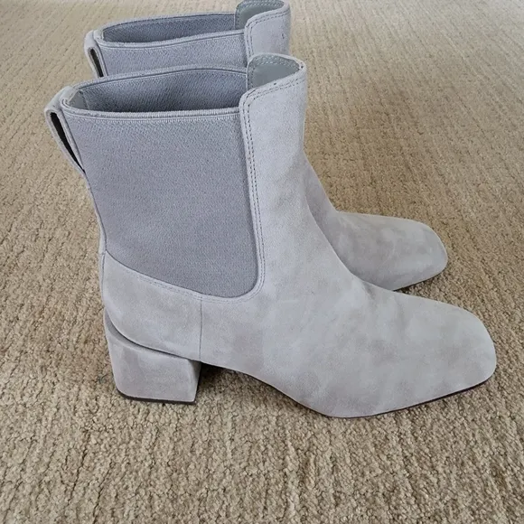 Vince Kimmy Gray Suede Ankle Boots, Size 7.5
