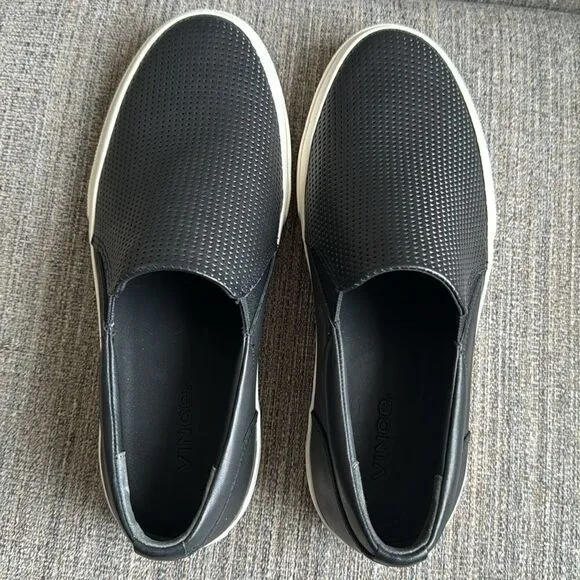 Vince Men’s Fletcher Slip On Casual Black Leather Sneaker Shoes Minimalist 7.5M