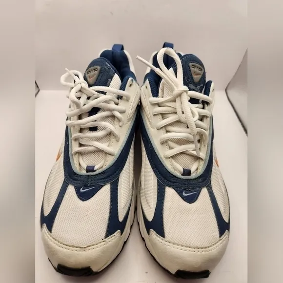 Vintage 1996 rare Nike air Brs 1000 women's sneakers size 10. White and blue