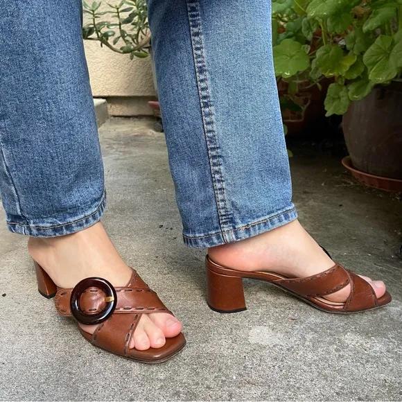 Vintage brown Prada leather shoes