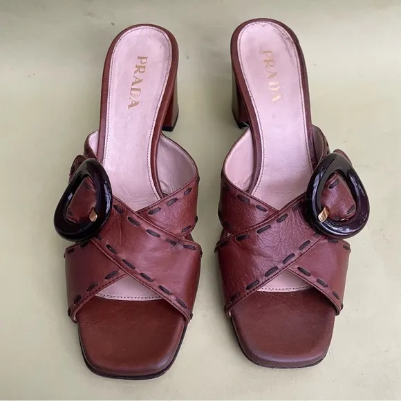 Vintage brown Prada leather shoes