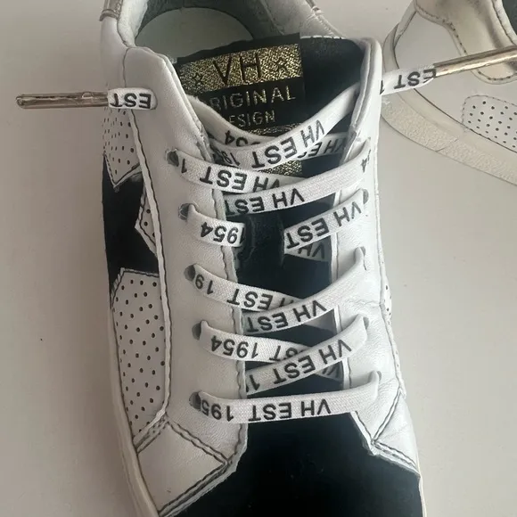 Vintage Havana Gadol Perforated Lace up Sneakers Black/White Multi 6.5 Womens
