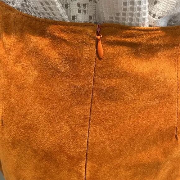 Vintage Wilson Maxima Suede Skirt With Ruffle Accents  Size 6 NWT