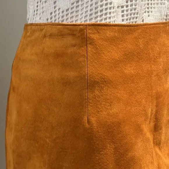 Vintage Wilson Maxima Suede Skirt With Ruffle Accents  Size 6 NWT