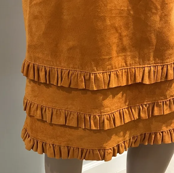 Vintage Wilson Maxima Suede Skirt With Ruffle Accents  Size 6 NWT