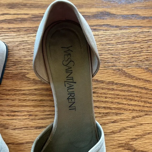 Vintage Yves Saint Laurent heeled shoes Size 6M