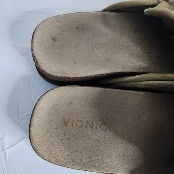 Vionic Georgie Mule Tan Suede with Chain Detail Slide Shoes Women's Size 10