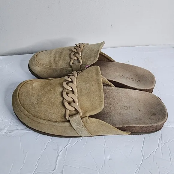 Vionic Georgie Mule Tan Suede with Chain Detail Slide Shoes Women's Size 10