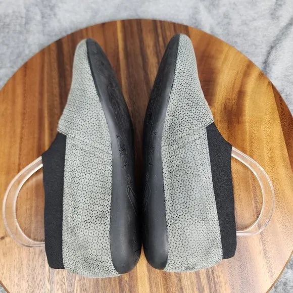 Wolky Shoes Women's 6 37 Gray Black Slip On Comfort Walking Low Top Flat Loafer