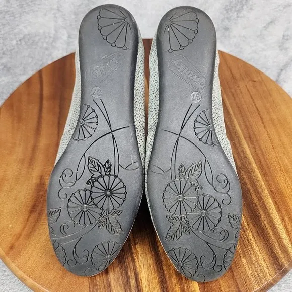 Wolky Shoes Women's 6 37 Gray Black Slip On Comfort Walking Low Top Flat Loafer