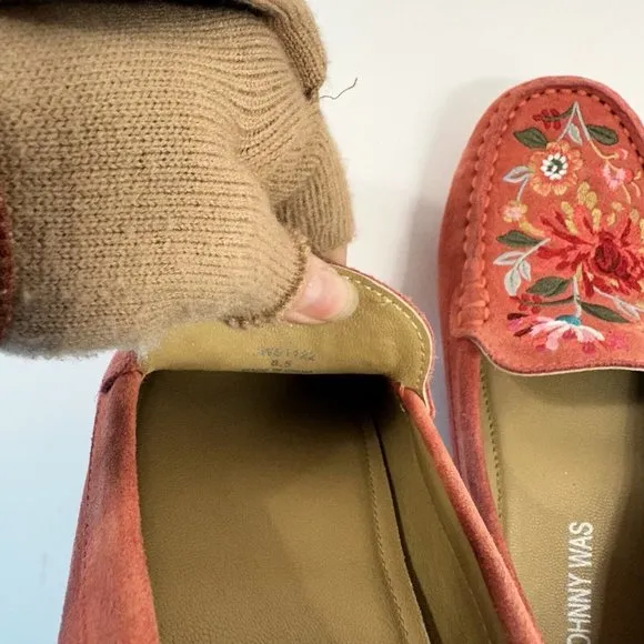 Womens Johnny Was VIVIANA MOCASSIN Pink Suede Embroidered Moccasin Shoes 6.5