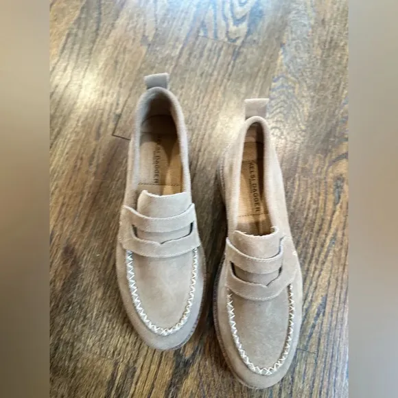 Women’s Kelsi Dagger Brooklyn Lens Suede Loafer 6.5 New without the Box