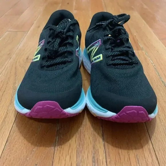 Women’s New Balance Fresh Foam 680V7 Running Shoes Size 6 NEW WITHOUT BOX