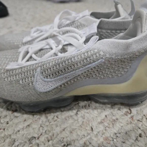Womens Nike Air Vapormax shoes