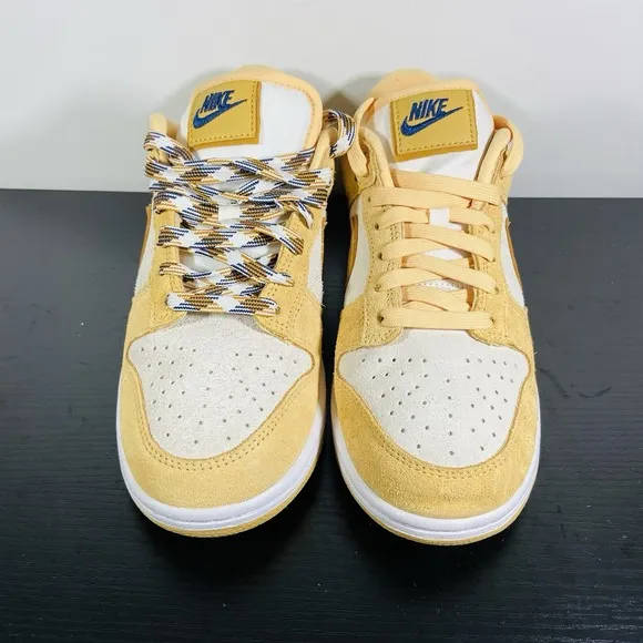 Women's Nike Dunk Low LX &quot;Celestial Gold Suede&quot; DV7411-200 Size 8