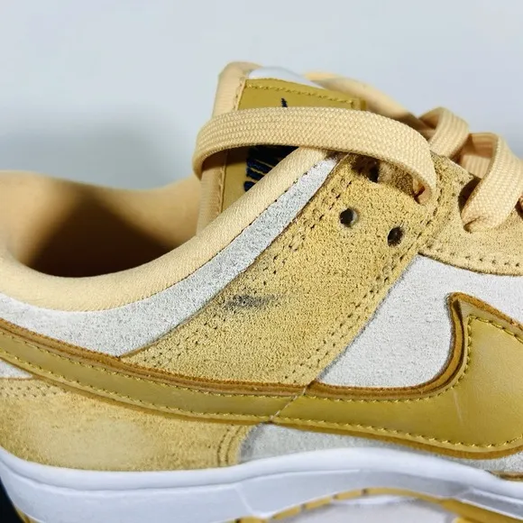 Women's Nike Dunk Low LX &quot;Celestial Gold Suede&quot; DV7411-200 Size 8