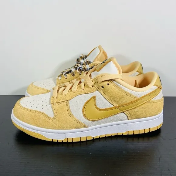 Women's Nike Dunk Low LX &quot;Celestial Gold Suede&quot; DV7411-200 Size 8