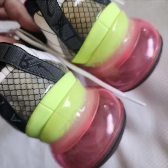Women's NIKE MX-720-818 white pink blast ghost green sneakers shoes