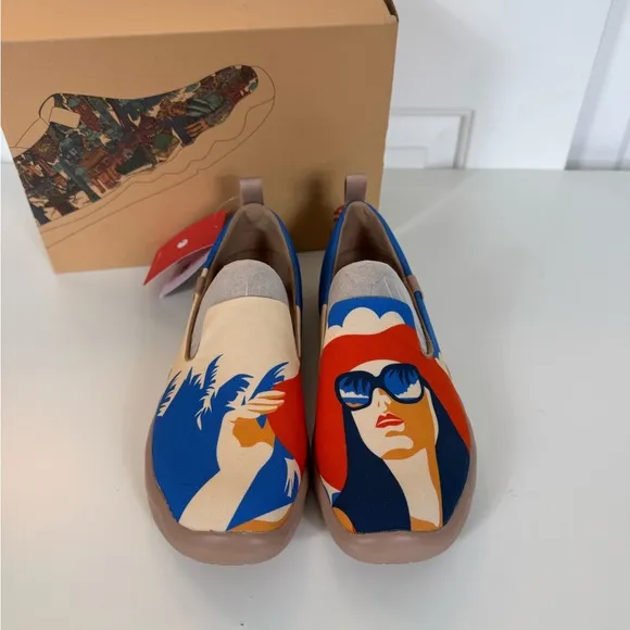 Women’s Size 9 UIN Slip On Shoes Canvas Comfortable Summertime Wanderment NIB