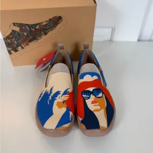 Women’s Size 9 UIN Slip On Shoes Canvas Comfortable Summertime Wanderment NIB