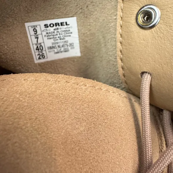 Womens Sorel Hi-Line Lace Boots Size 9 Suede Tawny Buff NL 4879-712 Tan NWB