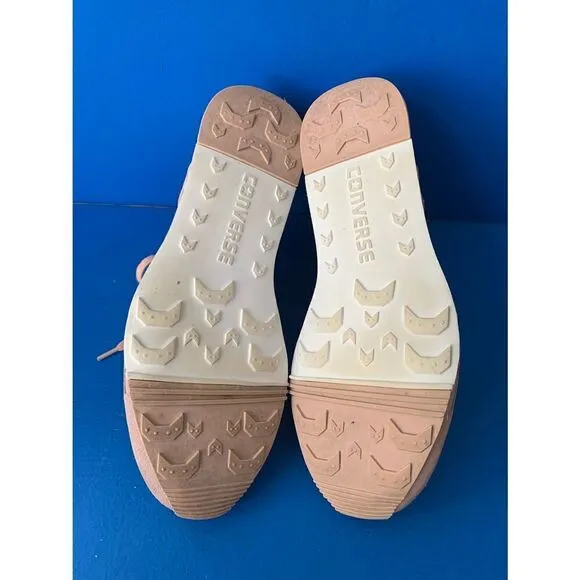 Women’s Pink Suede Converse Tie Sneaker Shoes US 8.5