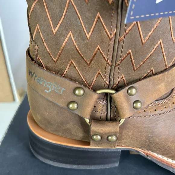 WRANGLER WOMEN'S HARNESS COWBOY Boots Sz 9