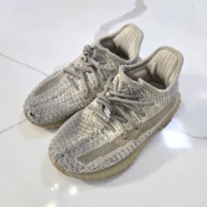 Yeezy Adidas Boys sneakers shoes size 10
