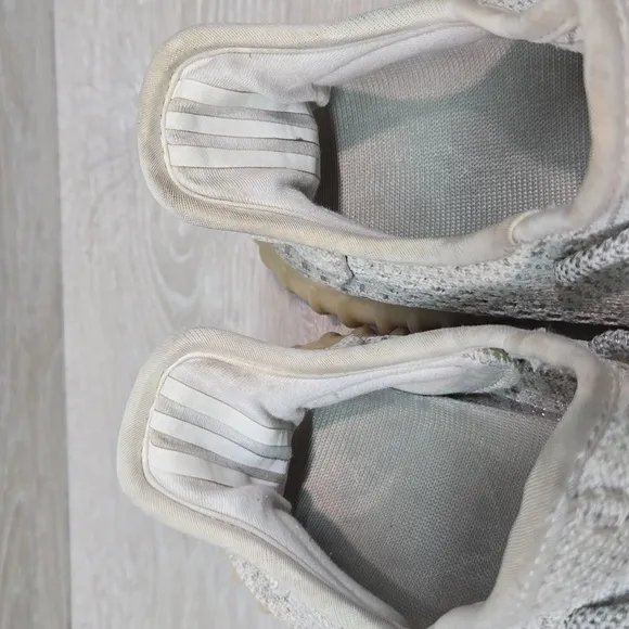 Yezzy Adidas Mens Sneakers Shoes sz 6