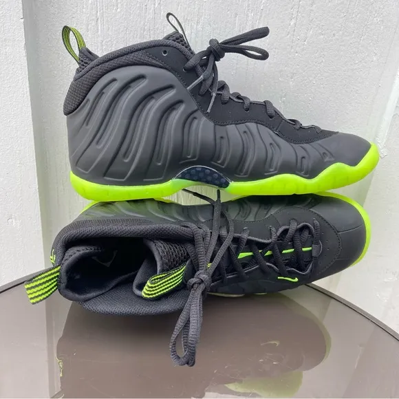 Youth Nike Little Posite One Black Basketball/ Casual Shoes HF0977-001 Size 7Y
