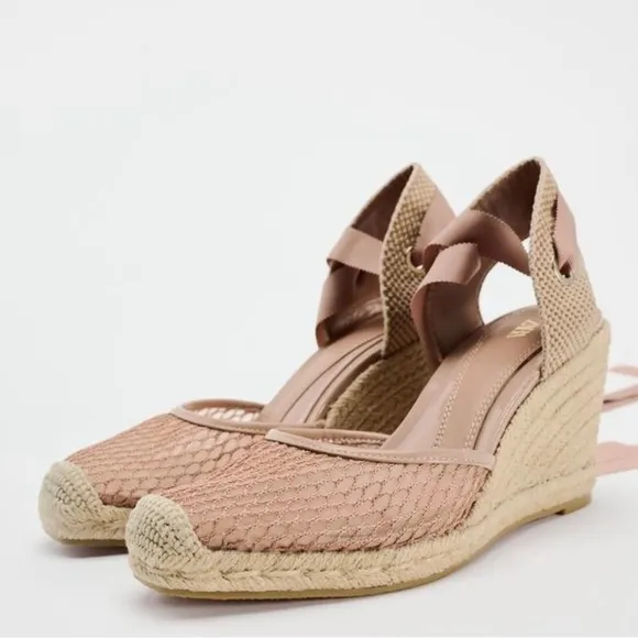 ZARA LACE-UP MESH WEDGESSize: 6½. * Color: LIGHT BEIGE